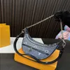 23SS Mulheres Luxo Designer Bolsa Clássico Presbyte Original Couro Pea Bag Moon Bag Women's Underarm Bag Ombro Cro NVKJ