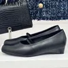 Lederschuhe schwarz 440 Kleiderkeilpumpen Low -Fer -Büro Damen Karriere hochwertige Designer Basis Heels Runde Zehen Daily s 5 s