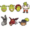 Baby Movie Green Monster Anime Charms Wholesale Childhood Memories roliga presenttecknad charms sko tillbehör PVC dekoration spänne mjuka gummi clog charms