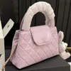 Klassisk 23K Nano Designer Crossbody Bag Tote Luxury Diamond Mönster Dubbel bokstav quiltad axelväska Fashion äkta fårläder guldkedja rosa mini handväska