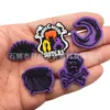 21colors Halloween Horror Witch Anime Charms Wholesale Childhood Memories面白いギフト漫画Charms ShoeアクセサリーPVCデコレーションバックルソフトラバー詰まり