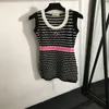 24ss FW Gebreide damesjurk Shirt Ronde hals Designerjurk Designer crop tops Tankjurk High-end elasticiteit Veelkleurig gestreept A-lijn bodyconvest T-shirt-pulloverjurk