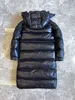 2024 Designer M2303 Dowody Nowe czarne kurtki Wersja średnia długość puffer damska kurtka parkas zima grube ciepłe płaszcze damskie wiatroodporne odzież uliczna