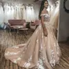 2024 Arabische Vintage-Hochzeitskleider in A-Linie, schulterfrei, Tüll, weiß, 3D-Blumen-Spitzenapplikationen, schulterfrei, Korsett-Rücken, Brautkleider in Übergröße