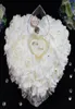 WhiteIvoryPink Romântico Elegante Rosa Cerimônia de Casamento Favores Em Forma de Coração Anel Fronha Almofada Decoração Presentes de Casamento Baratos 9732912