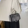 Designer Luxury Fashion Tote Bags Brieftaschen Mode Hot Diamond Boston Damenbeutel 2024 Trendy Vielseitiger westlicher Stil One Schulter -Crossbody -Kissenbeutel