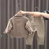 3 -stks babyjongens kleding set trui vest vesting Vest lange mouw shirts jeans broek kleding herfst 240325