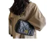 O designer de bolsas de ombro vende bolsas de marca quentes cadeias Novo ombro da moda com alta textura LUZ LUZULO Underxution