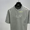 2024SS Moda Erkek Tişört Tasarımcı Gömlek Kısa Kollu T-Shirt Yaz Nefes alabilen T-Shirt Sıradan Çift Üst Patlama Nakış Mikro Geniş Yuvarlak Boyun T-Shirt S-XL