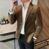 2024 Automne Velvet Pioneer Jacket Couleur unie Casual Slim Fit Business Suit Jacket Haute qualité à la mode pour hommes mariage social tailcoat 240326