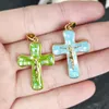 Pendanthalsband 5st färgglada grön/blå/rosa kors Crucifix Charm Pearl Shell Charms för kristen halsband örhänge