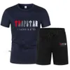 Les survêtements masculins TRAPSTAR imprimés en deux pièces à manches courtes t-shirts shorts sportifs décontractés 1