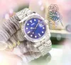 3 punteros Fecha automática Relojes para mujer Moda de lujo para hombre Banda de acero inoxidable completa Movimiento de cuarzo Reloj Oro Plata atmósfera clásica Reloj de pulsera Regalos