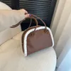 Sacs fourre-tout de luxe de styliste pour femmes, sac sous les bras en PU mat, polyvalent, doux, asymétrique épaule dénudée, nouvelle mode hiver 2023