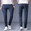 Classic Men's Khaki Casual Pants 2023 NOWOŚĆ BUSIN FI SLIM FIT COTT STROSSERS MĘŻCZYZN MĘCA MARKA Odzież V6XZ#