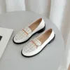 Kleidschuhe 2024 Eleganter Frühling Herbst Flacher Mund Single Damen Bequemer runder Kopf Niedriger dicker Absatz Loafers Größe 32-43 20-16