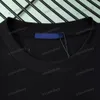 Xinxinbuy Men Designer Tee Tシャツ2024イタリアレターエンボスポケットレザー短袖コットン女性グレーブラックアプリコットS-3XL