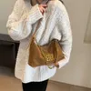 Shoulder Bag Brand Discount Women's Bag New Simple and Fashionable Womens Handbag Chain One