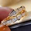Top-Qualität 18K Gold Liebe Nagel Ring Mode Schlange Diamant Paar Ring für Männer Frauen klassische Marke Designer Ringe Edelstahl Schmuck Geschenk