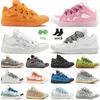 2024 Nyheter Lyxiga designer Klänningskor Fashion Leather Curb Sneakers parar Män Kvinnor Lace-Up Extraordinära tränare kalvskinn gummi Nappa Classic Lanvinsss Shoe