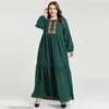 Robes décontractées Israélies Plus taille confortable et à la mode aux femmes arabes brodées à jupe longue plissée Femmes musulmanes