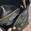 Sac à main classique en cuir véritable à loquet, sac de styliste de luxe avec lettres à rivets, pochette décontractée, sac à bandoulière, sac de fête à la mode pour femmes, détails du matériel parfait