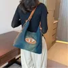 Дизайнерская сумка со скидкой 50% на популярные брендовые сумки унисекс, джинсовый рюкзак, женская новая модная цепочка, большая вместительная сумка на одно плечо для поездок на работу