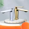 Torneiras da pia do banheiro Torneira da bacia Deck Mount Bronze Single Handle Mixer Tap Armário Varanda Fria e Água