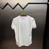 T-shirt da donna Designer Tendenza di lusso di alta qualità Celebrità di Internet nuovo prodotto T-shirt a maniche corte con ricamo a contrasto rosa e bianco per top da donna QOXP