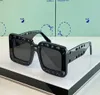 Hiphop Square Sunglasses Designer Woman Men Off Notch Hole Design White Sun Glasses Black Blue Ladies Vintage Shados Eyewear Uv P4694683