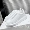 Scarpe con plateau di marca Sneakers Tenis di marca di lusso Scarpe con fondo spesso casual Zapatos De Mujer Donna Uomo Scarpe sportive casual Le parti vengono spedite 24 ore 36-45