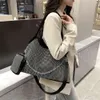 Designer Luxury fashion tote bags Wallets 2023 trendy and fashionable hot diamond chain womens bag with large capacity single shoulder crossbody bag for women