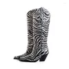 Buty kowbojski moda 2024 Mid-boots wzór krowy plamowany kowgirl retro retro zachodnia chunky pięta 44