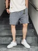 남자 반바지 줄무늬 패턴 데님 여름 커프스 밑단 큰 포켓 느슨한 캐주얼 무릎 길이 청바지 남성 짧은 바지