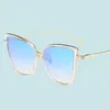 Brand Designer CATEYE Lunettes de soleil Femmes Vintage Metal Lunes pour rétro Mirror Lunette de Soleil Femme UV4003412757