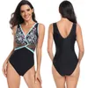 Maillots de bain pour femmes Maillot de bain imprimé élégant rétro col en V une pièce pour les femmes rembourrées sans fil Monikini avec costume de plage imprimé patchwork