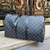 2024 Modelinnen Frauen Top Travel Duffle Bags Marke Designer Gepäckpäckhandtaschen mit Schloss großer Kapazität Sportbeutel Größe: 55 cm lousis vouton Bags Louiseviutionbag