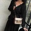 36% de descuento en bolso de diseñador 2024 Bolsos Bolsos de moda Hombro de mano Pequeño cuadrado para mujeres Textura Estilo occidental Envejecimiento simple Tofu cuadrado pequeño