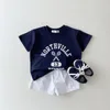 Corea Niño Niño Bebé Niños Niñas Camiseta Ropa Tenis de verano Camiseta de algodón Ropa Graffiti Imprimir Niños Top Traje infantil 240326