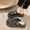 Slippers Schoenen Vrouw 2024 Zachte Med Cover Teen Platform Luxe Slides Pantofle Fretwork Hakken Comfort Platte Designer Rome Fashi