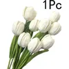 Flores decorativas 1 pc artificial crochê tulipas flor decoração de casa mão-tecido buquê terminado de malha colorida tulipa artesanato festa de casamento