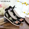 Veowalk Women Satin Cotton Ankle Strap Hidden Platform Shoes Vintage Chinese Style broderad bekväm Hanfu Black Red 240307