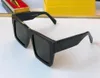 Occhiali da sole quadrati Blackdark Grey Lens Designer Glasses Women Gafas de Sol UV Abbigliamento per gli occhi con box3247206