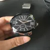 Männliche Uhren Black Gummi Man Watch Mechanische Automatikstil Armbanduhr 44 mm schwarzes Gesicht transparenter Rückseite 033244Q