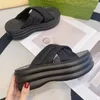 Sandales d'été de styliste pour femmes, confortables, imperméables, plateforme, talon incliné, talons hauts, pantoufles de plage épaisses décontractées