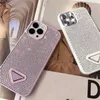 Capa de casos de telefone com diamantes flash de tela cheia para iPhone 15 14 13pro 13promax 12 12pro 12promax 11 Designer de luxo Triângulo Diamond Phone Case Protector