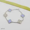 Van Jewelry Vanclef Bracelets trèfle à quatre feuilles Cleef marque de luxe amour bracelet à breloques de créateur pour femmes violet clair pierre bling diamant dinde cohérent tennis n