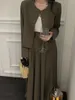 Robe Deux Pièces Femme Vintage Casual Blazer Court Plissé Jupe Longue Costume Banlieue Couleur Unie Simple Boutonnage Overskirt Ensembles Deux Pièces