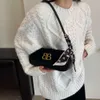 Diagonal väska designer märke unik läderväska ny underarm kvinnors lyxmode en axel handväska