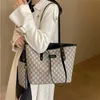 2024 Neue Designer -Tasche Frauen luxuriöser Einkaufstaschen Leder Cross Body Bag Schulter -Tasche Frauen Umhängetasche zwei Set